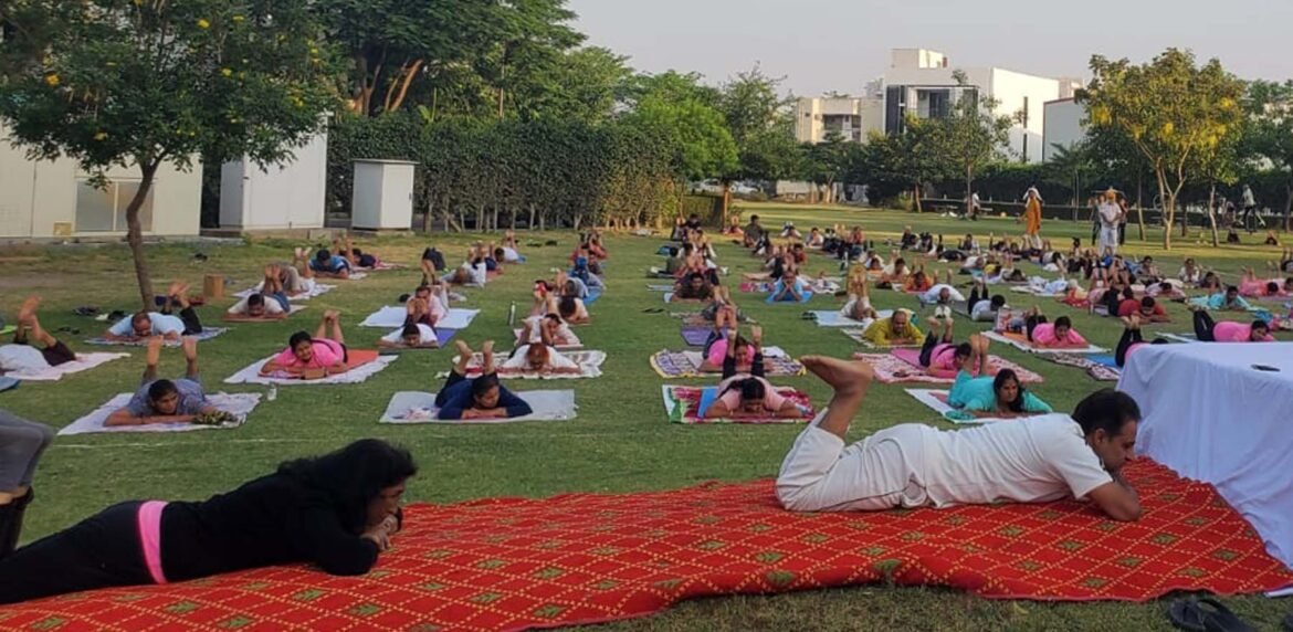 गुरुग्राम के सेक्टर-56 स्थित सामुदायिक केंद्र में भाजपा सरस्वती मंडल कार्यकारिणी की बैठक में बोलते बोधराज सीकरी। 