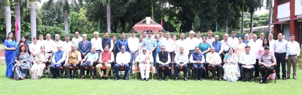 विश्वविद्यालयों के कुलपतियों व कुलसचिवों के साथ दो दिवसीय समीक्षा बैठक 
