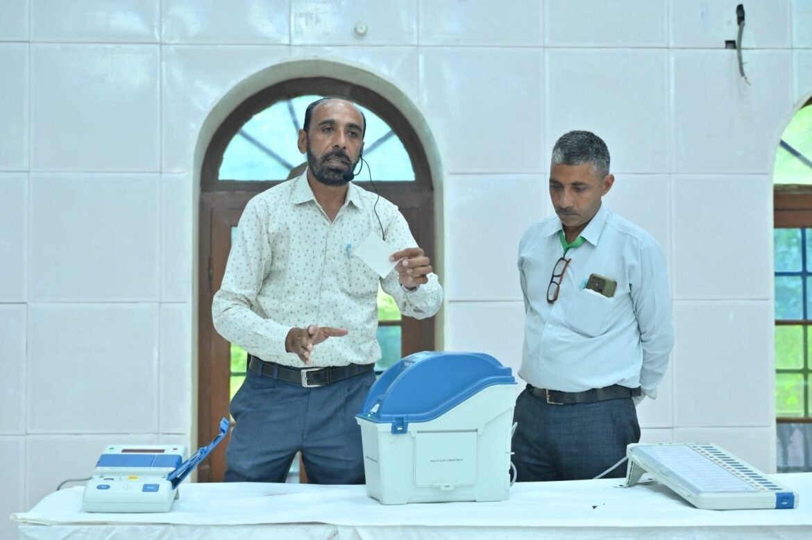 -बूथ की एक-एक गतिविधि को नोट करेंगे माइक्रो ऑब्जर्वर