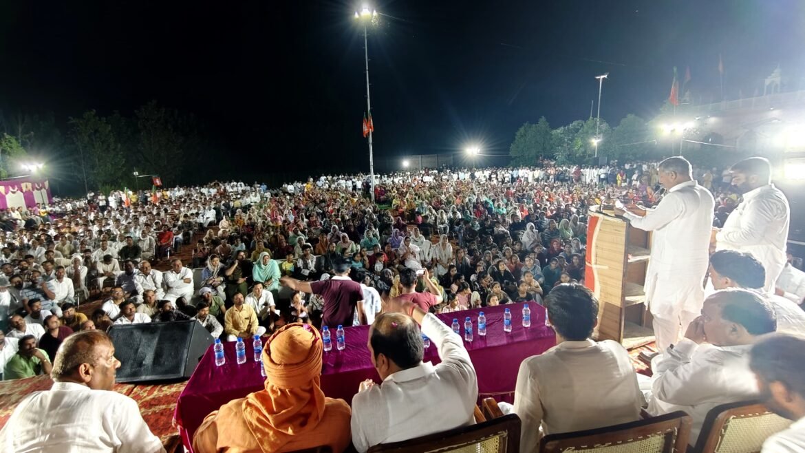 विधायक रड़क निकालने के लिए या डराने धमकाने के लिए नहीं बनाया जाता, विधायक तो जनता द्वारा जनता की सेवा करने के लिए बनाया जाता है – भाजपा उम्मीदवार कंवरपाल गुर्जर