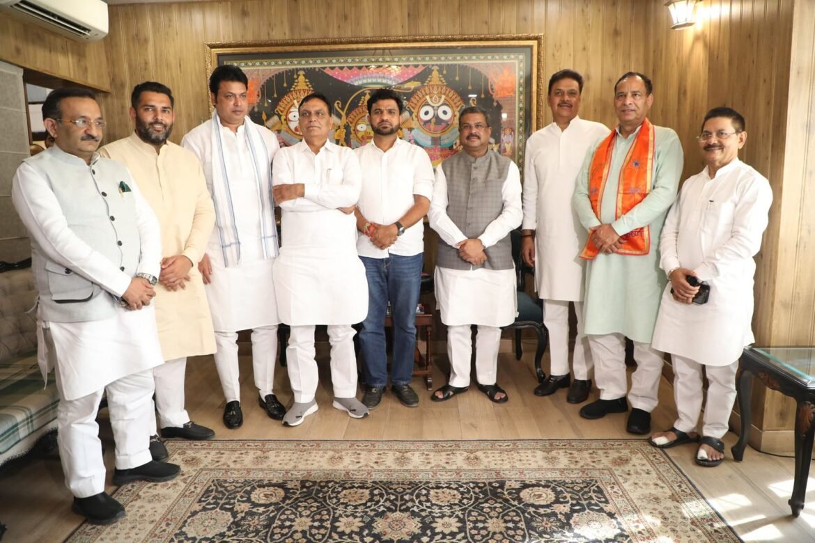 कांग्रेस को हराकर विधानसभा पहुंचे हैं तीनों निर्दलीय