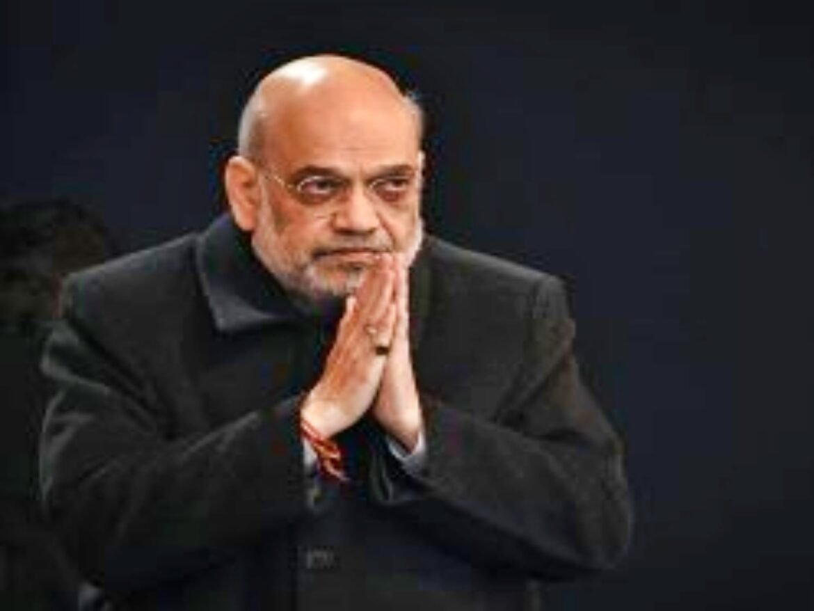 केन्द्रीय गृह एवं सहकारिता मंत्री श्री अमित शाह ने पुलवामा आतंकी हमले में शहीद होने वाले वीर जवानों के शौर्य का स्मरण कर उन्हें नमन किया