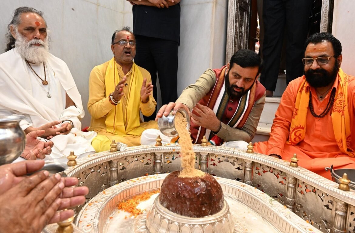 मुख्यमंत्री नायब सिंह सैनी ने पिहोवा के अरुणाय में सोमनाथ स्वाभिमान पर्व राज्य स्तरीय कार्यक्रम में की शिरकत, 101 महिलाओं ने निकाली