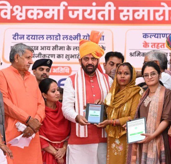 मुख्यमंत्री ने महेन्द्रगढ विधानसभा की 135 करोड़ 42 लाख की परियोजनाओं का किया उद्घाटन व शिलान्यास