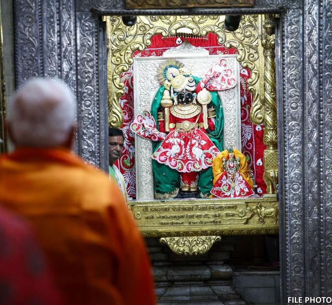 प्रधानमंत्री ने जन्माष्टमी के पावन अवसर पर शुभकामनाएं दीं